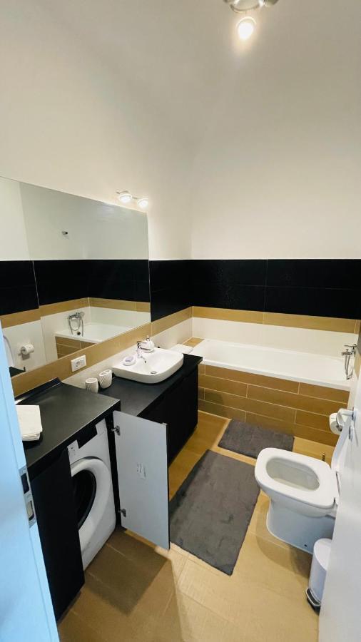 Si Apartments Nagyvárad Kültér fotó